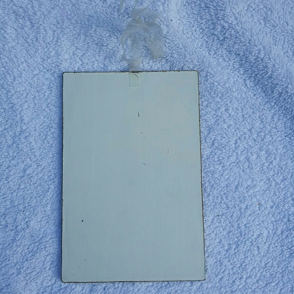 Small hanging Eiffel Tower - Picture 3 of 3